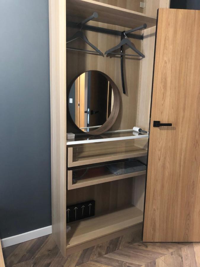 Apartament Z Ogrodkiem I Garazem Poznań Buitenkant foto